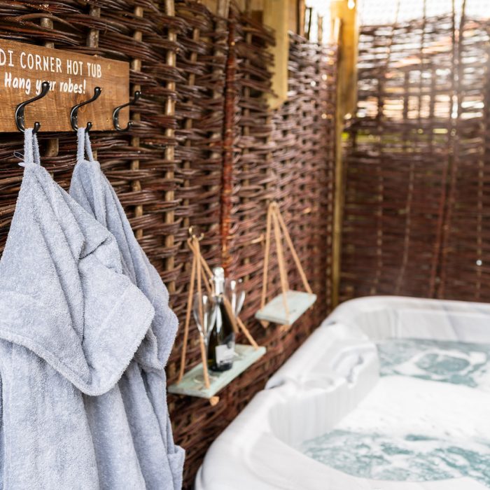 Heidi Corner, Winterton Hot Tub