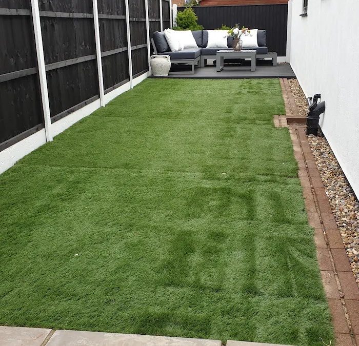 8dfb6da7-ee02-4d1e-be5d-fa44b53f6916 Large