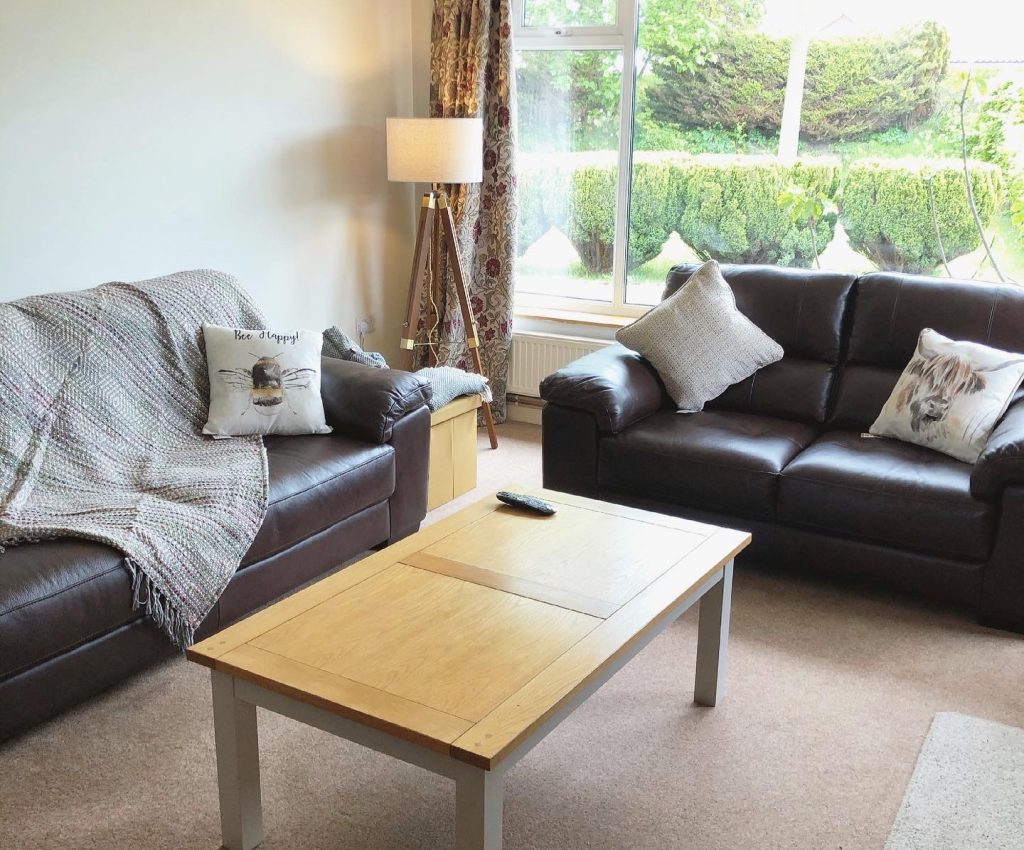 7608BFD6-BEA6-4414-85E6-979DB5C2A7D9